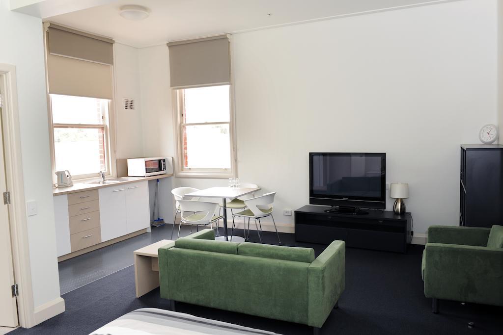 Yarra House Vandrarhem Melbourne Rum bild
