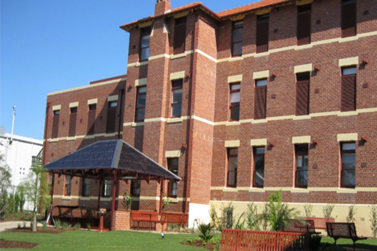 Yarra House Vandrarhem Melbourne Exteriör bild